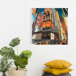 Canvas 24 x 24 - Illuminated new york city street