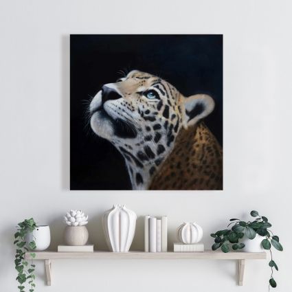Realistic leopard face