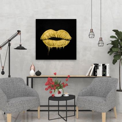 Golden lips