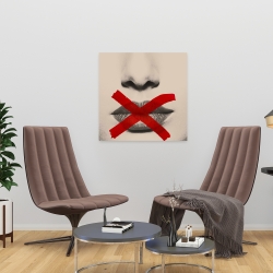 Toile 24 x 24 - Lèvres en tons de gris avec x rouge