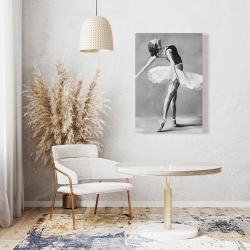 Canvas 24 x 36 - Classic ballet dancer