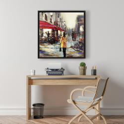 Encadré 24 x 24 - Femme marchant dans paris