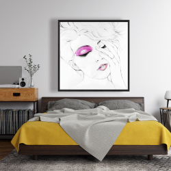 Encadré 48 x 48 - Portrait de femme avec maquillage rose