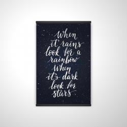 Arc-en-ciel et étoiles
